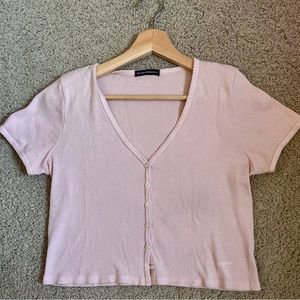 brandy melville pink buttoned crop top tshirt (one size)